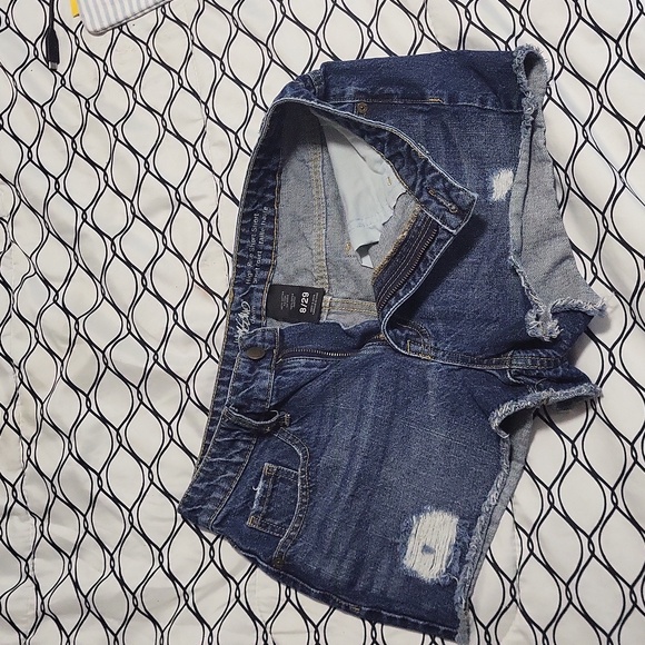 Mossimo denim shorts - Picture 1 of 2